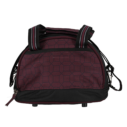 QHP CAP TAS COLLECTION WINE RED